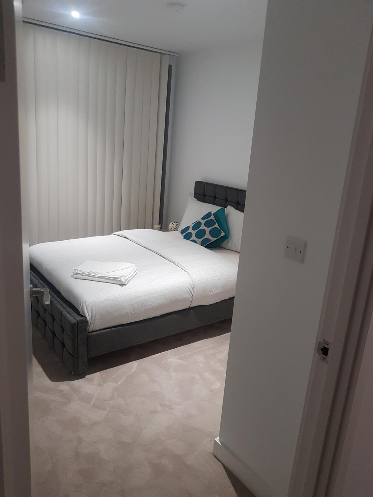 Lush Living - Double Room With Private Bathroom Londýn Exteriér fotografie